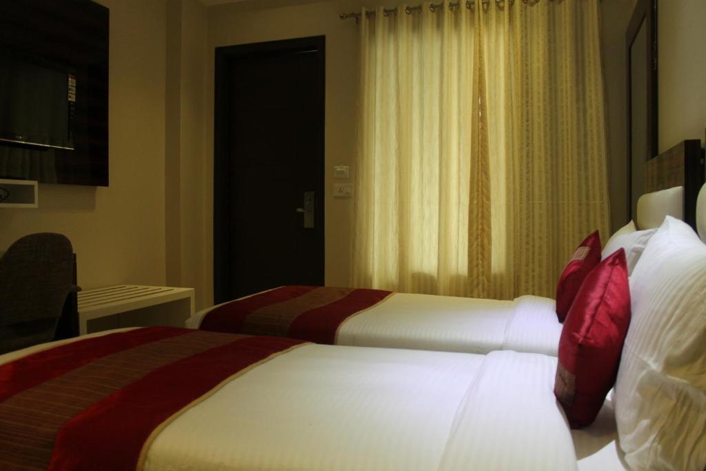 Hotel Gulnar นิวเดลี ห้อง รูปภาพ