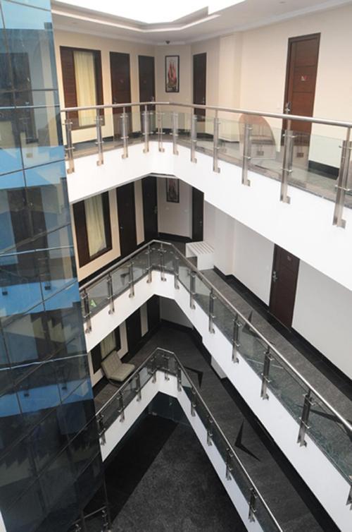 Hotel Gulnar นิวเดลี ภายนอก รูปภาพ
