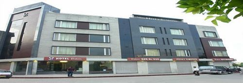 Hotel Gulnar นิวเดลี ภายนอก รูปภาพ